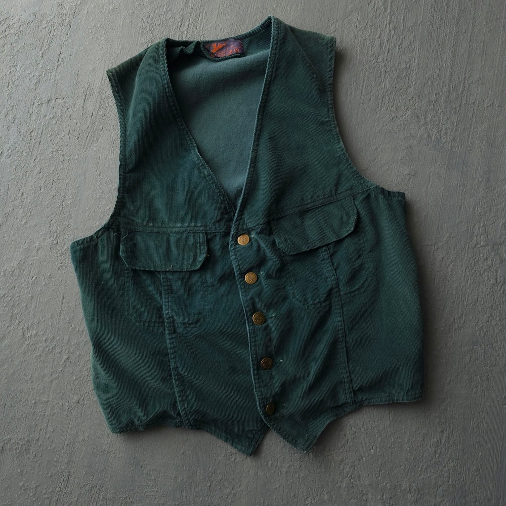 Vintage 70s Land Lubber Green Corduroy Vest Size M Fits S Cinch Back Pockets